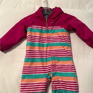 Columbia Critters Jiggers Rain suit for toddler girl. Like new condition.